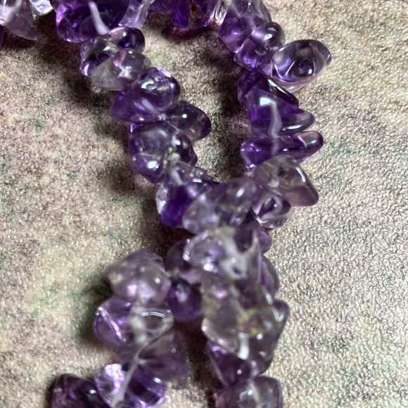 Vintage Amethyst Tumbled Chips Necklace & Earrings Set - Picture 2 of 3